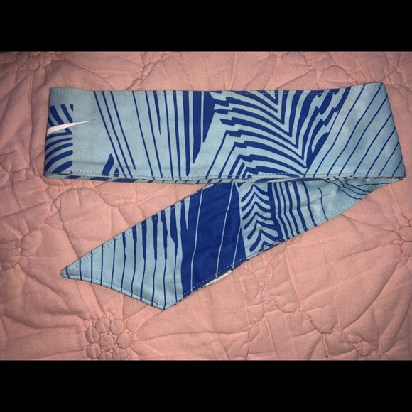 Blue Nike headband - Picture 5 of 5